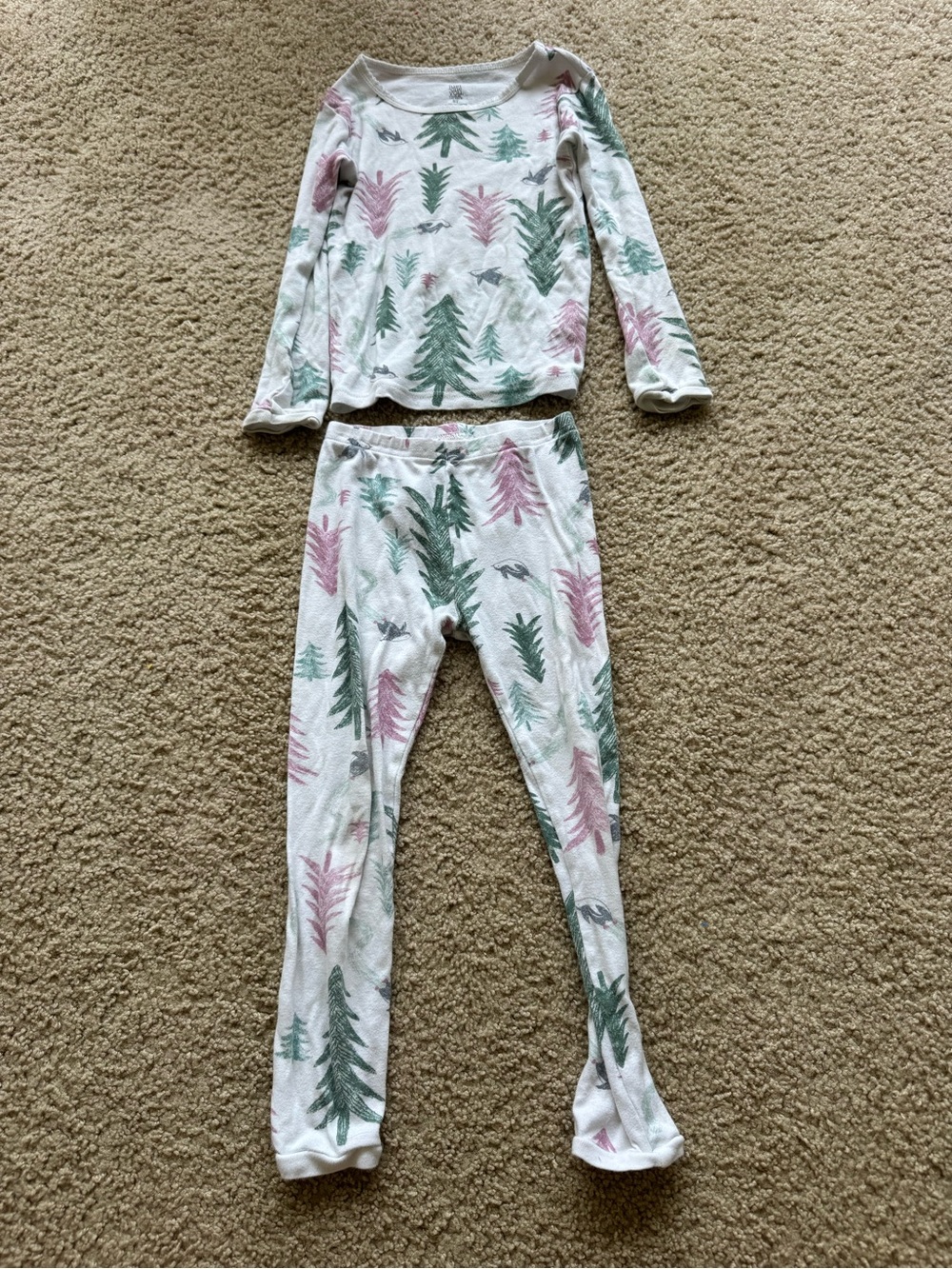Kids Long Sleeve Two-Piece Pajama Set - White with Green & Pink Tree Print